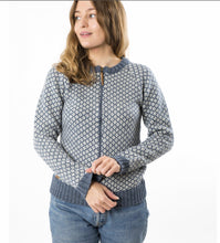 Load image into Gallery viewer, Fuza Wool Cardigan Iris Silver Blue