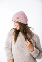 Load image into Gallery viewer, Fuza Wool Ladies C- Beanie