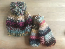 Load image into Gallery viewer, Queen hat multicolor