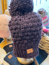 Load image into Gallery viewer, Queen Hue